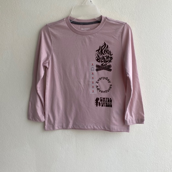 Old Navy Graphic Long-Sleeve T-Shirt - Picture 2 of 2